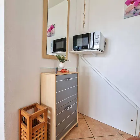 Krabbe Apartment